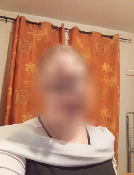 Elina, 37
