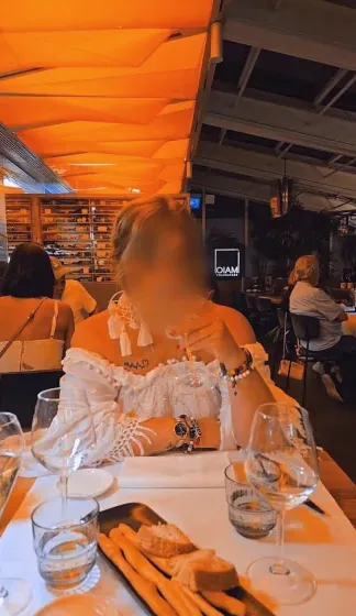 Emma, 39