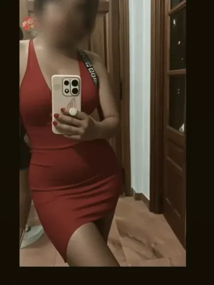 Marika, 27