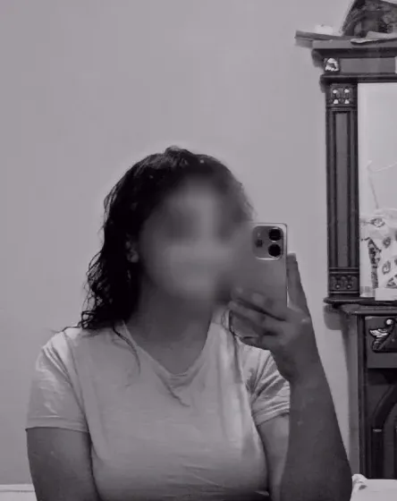 Nathalie, 22