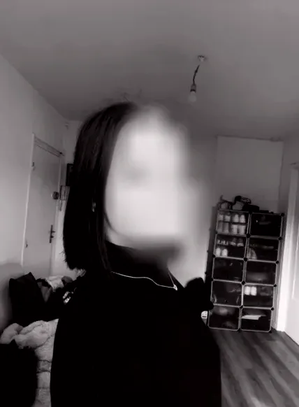 Nella, 18