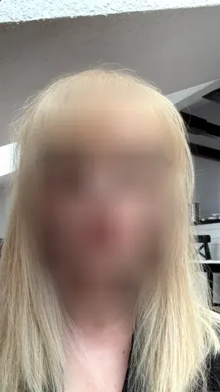 Riikka, 27