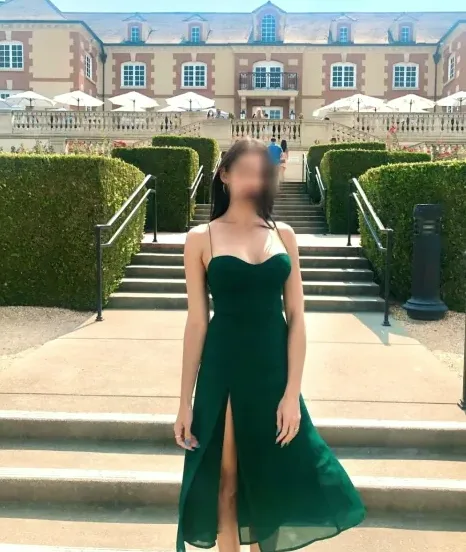 Susanna, 32