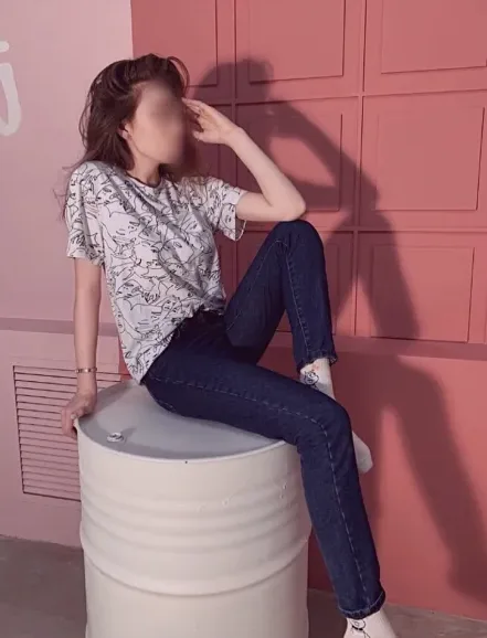 Tiia, 21